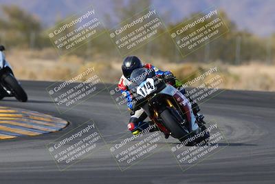 media/Dec-17-2022-SoCal Trackdays (Sat) [[224abd9271]]/Turn 7 Set 1 (1125am)/